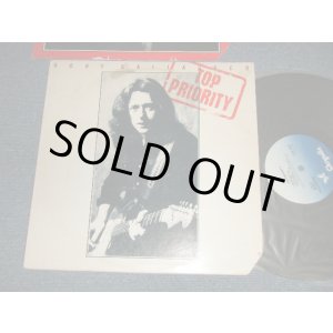 画像: RORY GALLAGHER -TOP PRIORITY (Ex/Ex++ Cutout) /1979 US AMERICA ORIGINAL Used LP