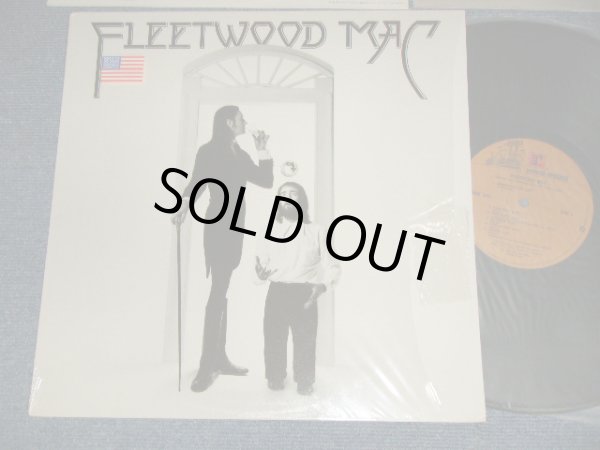画像1: FLEETWOOD MAC - FLEETWOOD MAC (With CISTOM INSERTS ) (MINT-/Ex+++ Looks:Ex+)  / 1977 Version US AMERICA REISSUE "TEXTURED Cover" Used LP 