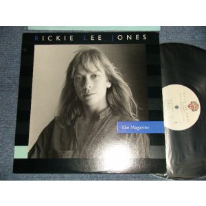 画像: RICKIE LEE JONES - THE MAGAZINE( Matrix #A)1-25117-A-SH3 B-19680-SH3 TML-M  SLM  ▵7358  1-  B)1-25117-B-SH4 B-19681-SH4 TML-S SLM  ▵7358-X 1-1)"ALLIED RECORD COMPANY Press in L.A."(Ex++/MINT) / 1984 US AMERICA ORIGINAL "PROMO" Used LP