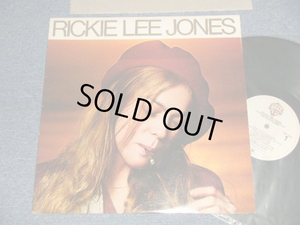 画像1: RICKIE LEE JONES - RICKIE LEE JONES (Matrix #A)BSK-1-3296-WW2  -◃ B)BSK-2-3296-WW1  -◃) "Capitol Records Pressing Plant in WINCHESTER Press in VIRGINIA"( Ex+++/MINT-)  / 1980's  US AMERICA ORIGINAL "2nd Press WHITE Label" Used LP