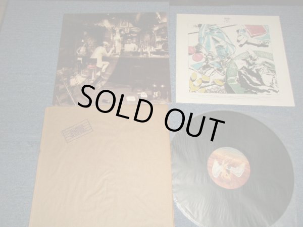 画像1: LED ZEPPELIN - IN THROUGH THE OUT DOOR ("A" TYPE Jacket + COLOR INNER SLEEVE ) (Matrix #A)ST-SS 794345-J STRAWBERRY  (PR) P B)ST-SS 794346-J STRAWBERRY (PR) P) "PR/PRESSWELL Press in ANCORE in NJ"  (Ex+++/Ex++ Looks:Ex+++)  / 1979 US AMERICA ORIGINAL Used LP With BROWN BAG + COLOR INNER SLEEVE 