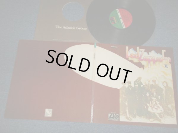画像1: LED ZEPPELIN - II (Matrix # A)ST-A-691671-XXI aT/GP ▵23031(3)  PR  B)ST-A-691672-XX aT/GP ▵23031-X(1)  PR) "MO" at Bottom Label / Pressed by MONARCH Records Mfg. Co. in L.A. in CA.(Ex+++/Ex+++ A-3:Ex EDSP) / 1977 US AMERICA REISSUE Used LP  