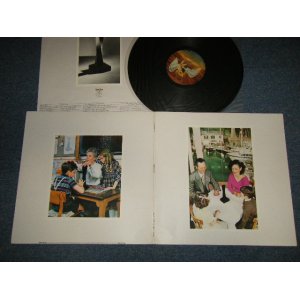 画像: LED ZEPPELIN - PRESENCE (Matrix #A)ST-SS-763559-E - 1 PR GR+ ATLANTIC STUDIOS  B)ST-SS-763560-G  AT  ATLANTIC STUDIOS  GR+ PR) "GR/GRT RECORD Press in NASHVILLE in TN" (Ex+++/MINT-~Ex+++) / 1976 US AMERICA ORIGNAL "EMBOSSED COVER" Used LP With CUSATOM Inner sleeve