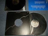 画像: STATUS QUO - STATUS QUO (With CUSTOM INNER) (Ex+/MINT-  Looks:Ex+++ BB for PROMO) / 1976 US AMERICA ORIGINAL "PROMO BB HOLE" Used LP