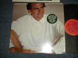 画像: JAMES TAYLOR - THAT'S WHY I'M HERE (Matrix #A)AL40052 2F PURINA EAR CHOW  STERLING TJ  P(R) B)BL40052 2B STERLING TJ  P(R))  "PITMAN Press in NEW JERSEY" (MINT/MINT-) / 1985 US AMERICA ORIGINAL "With CUSTOM INNER SLEEVE" Used LP 