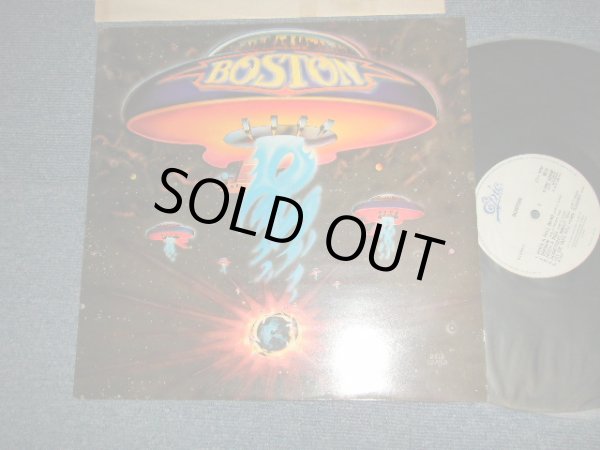 画像1: BOSTON - BOSTON  (MINT-/MINT- Looks:Ex+++)  / 1980's UK ENGLAND REISSUE Used LP 