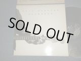 画像: ERIC CLAPTON - SLOWHAND (Ex++/MINT-) / 1983 UK ENGLAND REISSUE Used LP