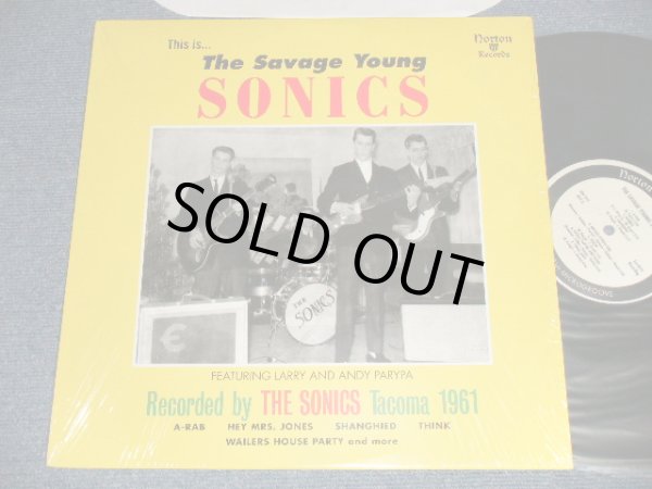 画像1: THE SONICS - THE SAVAGE YOUNG SONICS (MINT/MINT) / 2001 US AMERICA ORIGINAL Used LP