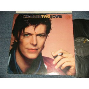 画像: DAVID BOWIE - CHANGES TWO BOWIE (Ex/MINT- CutOut) / 1981 US AMERICA ORIGINAL "BLACK Label" Used LP 