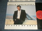 画像: BRUCE SPRINGSTEEN - TUNNEL OF LOVE (Matrix #A) AL-40999-1B G6 MASTERDISK  DMM A4 B) BL-40999-1B G5 MASTERDISK  DMM Q2)(Ex+++/MINT) / 1987 US AMERICA ORIGINAL "With CUSTOM INNER SLEEVE  With LYRICS "  Used  LP  