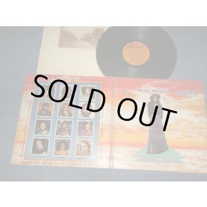 画像: MARIA MULDAUR - MARIA MULDAUR (Matrix #A)MS-2148 31626-1A 0 S1 B)MS-2148 31627-1B A10 S1 ) "SANTA MARIA Press in CA"(Ex/MINT- Looks:Ex++ EDSP)  / 1973 US AMERICA ORIGINAL 1st Press "BROWN with STEREO Credit Label"  Used  LP