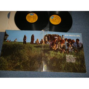 画像: V.A. VARIOUS - BOY MEETS GIRL (Ex+++/Ex+++ Looks:MINT- BB BB) / 1969 US AMERICA  ORIGINAL "YELLOW Label with Dist by PARAMOUNT Label" Used 2-LP 