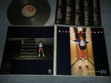 画像: LINDA RONSTADT - LIVING IN THE USA (NO CUSTOM INNER) (Ex+++/MINT-) / 1978 US AMERICA ORIGINAL Used LP