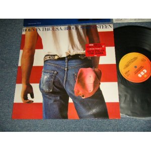 画像: BRUCE SPRINGSTEEN - BORN IN THE U.S.A. (Ex++/MINT-) / 1984 HOLLAND ORIGINAL "With CUSTOM INNER SLEEVE" and "With LYRIC SONG SHEET" Used LP  