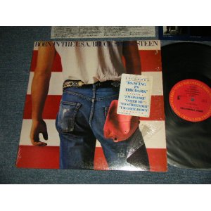 画像: BRUCE SPRINGSTEEN - BORN IN THE U.S.A. (Matrix #A)PAL 38653-3BA  MASTERDISK RL  B)PBL 38653-2BD  MASTERDISK RL) (MINT-/MINT-~Ex+++) / 1984 US AMERICA ORIGINAL "With CUSTOM INNER SLEEVE" and "With LYRIC SONG SHEET" Used LP  