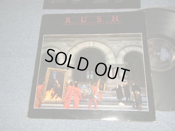 画像1: RUSH -  MOVING PICTURES (With CUSTOM INNER SLEEVE)  (Ex/MINT-)   / 1981 US AMERICA ORIGINAL  Used LP  