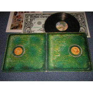 画像: ALICE COOPER - BILLION DOLLAR BABIES (With INNER+MONEY) (Ex+++/MINT-) /1974 Version US AMERICA 2nd Press "BURBANK STREET Label" Used LP 