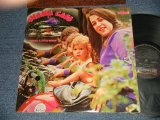 画像: MAMA CASS (ELLIOT) of MAMAS & PAPAS  - DREAM A LITTLE DREAM (1st SOLO Album) ( Matrix #A) DS-50040-A-1 B)DS-50040-B-2) (Ex+++/MINT-)  / 1968 US AMERICA ORIGINAL 2nd press "UN-GLOSSY Label" "DS-50040 on Label" Used LP 