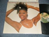 画像: DIONNE WARWICK - LOVE AT FIRST SIGHT (MINT-/MINT-) / 1977 US AMERICA ORIGINAL Used LP