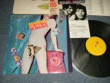 画像:  THE ROLLING STONES - UNDERCOVER OF THE NIGHT (With CUSTOM INNER SLEEVE & COLOR PHOTOS with LYRICS Sheet + FLYER!!!) (Ex+++/MINT- / 1983 UK ENGLAND ORIGINAL Used LP 