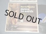 画像: STEVIE WONDER - DOWN TO EARTH (Ex+++/MINT- CUT OUT) / 1981 US AMERICA REISSUE Used LP