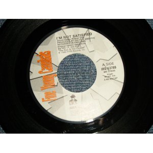 画像: FINE YOUNG CANNIBALS - A)I'M NOT SATISFIED  B)WADE IN THE WATER  (MINT-/MINT-)  / 1990 US AMERICA ORIGIN Used 7"Single 