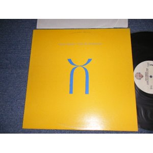 画像: KING CRIMSON - THREE OFA PERFECT PAIR (With CUSTOM INNER SLEEVE) (Ex++/MINT-) /1984 US AMERICA ORIGINAL Used LP