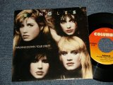 画像: BANGLES - A)WALKING DOWN YOUR STREET  B)LET IT GO (MINT-/MINT-) / 1986 US AMERICA ORIGINAL Used 7" Single With PICTURE SLEEVE