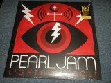 画像: PEARL JAM - LIGHTNING VOLT (SEALED) / 2013 EUROPE ORIGINAL "180 gram" "BRAND NEW SEALED" LP