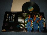 画像: The THREE DEGREES - NEW DIMENSIONS (Ex++/Ex+++ Looks:MINT-) / 1978 US AMERICA ORIGINAL Used LP
