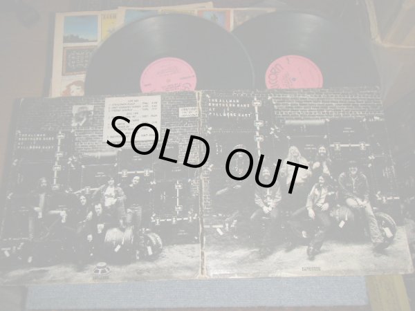 画像1: THE ALLMAN BROTHERS BAND - AT FILLMORE EAST (Matrix #A)ST-CAP-712223-DDD-1  AT/GP   B)ST-CAP-712225-DDD-1-111  AT/GP   C)ST-CAP-712226-EEE-1-11  AT/GP PR D)ST-CAP-712224-DDD-1- AT/GP PR) "RI/PHILIPS RECORDING CO. PRESS in RICHMOND in MIDLAND"    (Ex++/Ex+++) / 1971 US AMERICA ORIGINAL 1st PRESS "PINK Label" "RI" at BOTTOM Label Used  2-LP's 