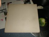 画像:  BEATLES  - THE BEATLES (WHITE ALBUM) (Matrix #1)YEX 709-1   1 TH 2)YEX 710-1  3 GDR 3)YEX 711-2  1 GAA 4)YEX 712-1  2 MP)(No.0229011) (Ex+/Ex++) / 1968 UK ENGLAND "ORIGINAL TOP LOARDED / TOP OPEN" "2nd Press 'An E.M.I. Recording' Credit Label" STEREO Used 2 LP NO Inserts(NO Poster & Black Inner)