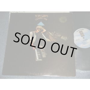 画像: TOM WAITS -  CLOSING TIME (Matrix #A)SD-5061 xxx(ERASSE)A2 SP E/4/N M41780 1-1  B)SD-5061 xxx(ERASSE) B-3 SP E/A/N MS AT M2) "SP / SPECIALTTY Press in OLYPHANT in PA"(Ex++/MINT-)  / 1976 Version US AMERICA ORIGINAL RE-PRESS 3rdd  Press "BLUE with DOOR with 'W'  Label" Used LP 