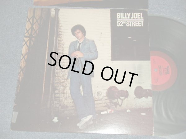画像1: BILLY JOEL - 52nd STREET (With CUSTOM INNER SLEEVE) (Matrix #A)ST1 AL 35609-1C  STERLING TJ  B)T1 BL 35609-1F STERLING TJ) "SANTA MARIA Press in CA"  (Ex+/Ex+++ STOC, STOL) / 1978 US AMERICA ORIGINAL Used LP