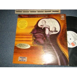 画像: TOMMY BOYCE & BOBBY HART (BOYCE & HART) - IT'S ALL HAPPENING ON THE INSIDE (Ex++/Ex+++ Looks:MINT- EDSP)  / 1968 US AMERICA ORIGINAL "WHITE LABEL PROMO"  STEREO Used LP 
