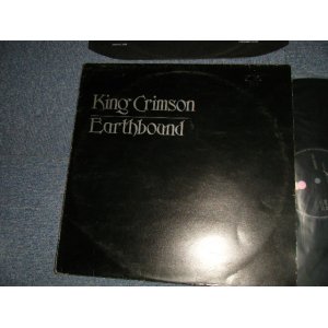 画像: KING CRIMSON - EARTHBOUND (With BLACK INNER SLEEVE) Matrix #A) HELP-6 A-1U 1OD B) HELP-6 B-1U 1 MP )  (Ex++/Ex+++ Looks:Ex++) / 1972 UK ENGLAND ORIGINAL 1st PRESS "BLACK with PINK 'i' LABEL" LP 