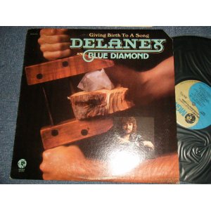 画像: DELANEY & BLUE DIAMOND - GIVING BIRTH TO A SONG (Ex++/MINT- CUT OUT) / 1975 US AMERICA ORIGINAL Used LP  