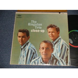 画像: THE KINGSTON TRIO - CLOSE-UP (Ex+/Ex+++ EDSP) / 1963 Version US AMERICA RE-PRESS  2nd Press "BLACK with RAINBOW 'CAPITOL' Logo at TOP Label"MONO Used LP 
