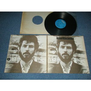 画像: JESSE WINCHESTER - JESSE WINCHESTER (Matrix #A)LPS-A 10104-A RE MR ∆14655 STERLING  B)LPS-A 10104-B MR ∆14655  STERLING RL) "MR / MONARCH Press in CA" (Ex++/Ex+++ EDSP) /1970 US AMERICA ORIGINAL 1st Press "TEXTURED Cover" 1st Press "BLUE Label" Used LP 