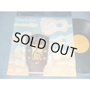 画像: J.J. CALE  J.J.CALE - TROUBADOUR (With CUSTOM INNER) (Matrix #A)S SRL-52002-52002-A-1A MASTERFONICS-GM CSM B)S SRL-52002-52002-B-1A MASTERFONICS-GM CSM)  "Santa Maria plant Press in CA" (Ex++/Ex++)  / 1976 US AMERICA ORIGINAL 1stＰress "ORANGE Label" Used LP