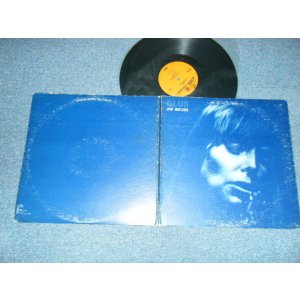 画像: JONI MITCHELL - BLUE (NOT BLUE INNER SLEEVE) (Matrix #A)P MS-2038 31218(RE 2) BG C-3 B)P MS-2038 31219(RE-2)-2 BG C)"PITMAN Press in New Jersey" "BG/ BERNIE GRUNDMAN LAQURE Cut"  (Ex/Ex+++ EDSP) / 1970 US AMERICA ORIGINAL "1st Press BROWN with STEREO at Bottom Label" Used LP 