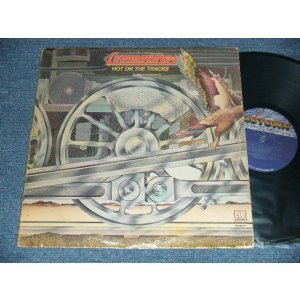 画像: COMMODORES - HOT ON THE TRACKS (Ex/Ex EDSP) / 1976 US AMERICA ORIGINAL "CRC / RECORD CLUB Release" Used LP 