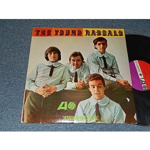 画像: THE YOUNG RASCALS - THE YOUNG RASCALS (Matrix #A)A-12359-A LW AT   B)A-12360-A  LW AT) "LOS ANGELES Press in CA" (Ex++/Ex+++ A-5:Ex+ Looks:Ex SWOFC) / 1966 US AMERICA ORIGINAL 1st Press "RED & PLUM(PURPLE) Label" MONO Used LP 