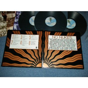 画像: v.a. Various Artists - No Nukes : The Muse Concerts For A Non-Nuclear Future (With CUSTOM INNER & BOOKLET) Ex++/Ex+++) / 1979 US AMERICA ORIGINAL Used 3-LP 