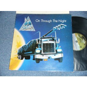 画像: DEF LEPPAD - ON THROUGH THE NIGHT (With CUSTOM INNER)  (Ex++/Ex+ Looks:Ex+++) / 1980 VersioN UK ENGLAND ORIGINAL Used LP  