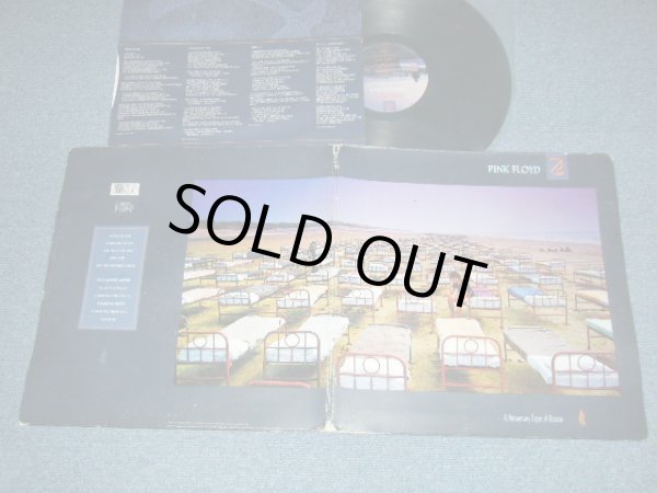 画像1: PINK FLOYD - A MOMENTARY LAPSE OF REASONS (With CUSTOM INNER SLEEVE) (Matrix # ) (Ex/MINT-) /1987 UK ENGLAND ORIGINAL Used LP 