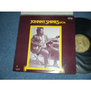 画像: JOHNNY SHINES & CO. - JOHNNY SHINES & CO. (Ex++MINT- BB, EDSP) / 1974 US AMERICA ORIGINAL Used LP
