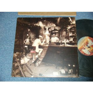 画像: LED ZEPPELIN - IN THROUGH THE OUT DOOR "With BROWN BAG" "NO CUSTOM INNER SLEEVE" ("D" TYP Jacket) (Matrix #A)ST-SS 794345-J 3 STRAWBERRY  MR ▵24427(11)   PR  B)ST-SS 794346-L 2STRAWBERRY MR ▵24427-x(3)  PR )  "MO/MONARCH Press in CA" (Ex+++/Ex+++ A-3,4:Ex+) / 1979 US AMERICA ORIGINAL Used LP  