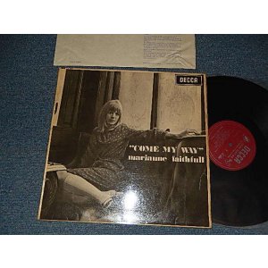 画像: MARIANNE FAITHFULL - COME MY WAY ( Matrix # ARL-6747-1A/ ARL-6748-1A) (Ex++/Ex+++ B-5:Ex+) / 1965 UK ENGLAND ORIGINAL "RED Label with UN-BOXED DECCA" MONO Used LP