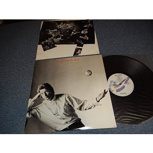 画像: HUEY LEWIS & THE NEWS - SMALL WORLD (with CUSTOM INNER)(MINT/MINT) / 1988 US AMERICA ORIGINAL Used LP